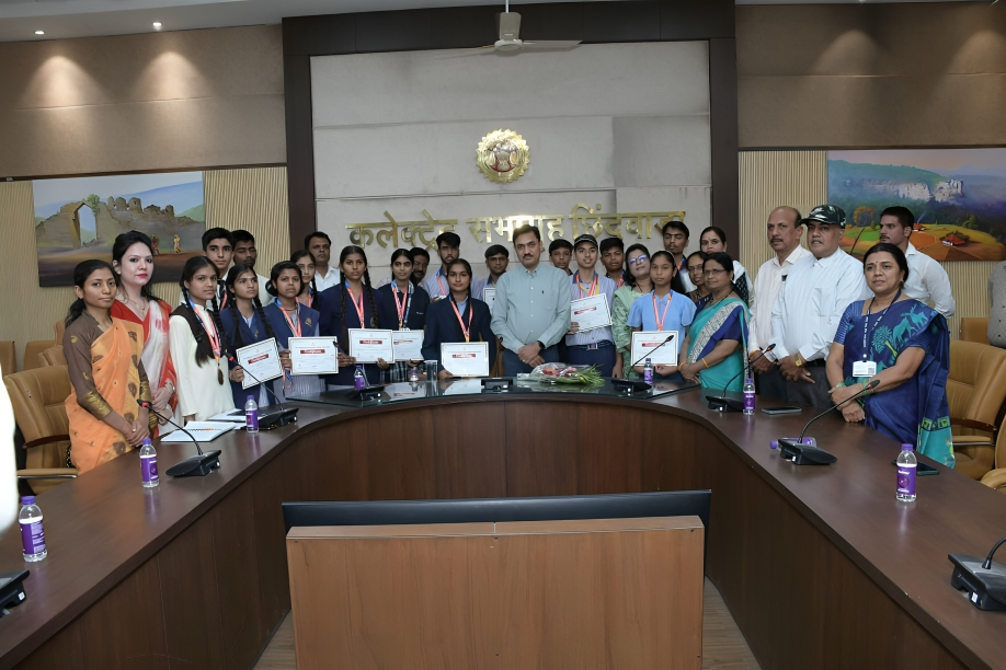 PSY Meritorious honor in  Chhindwara Collector